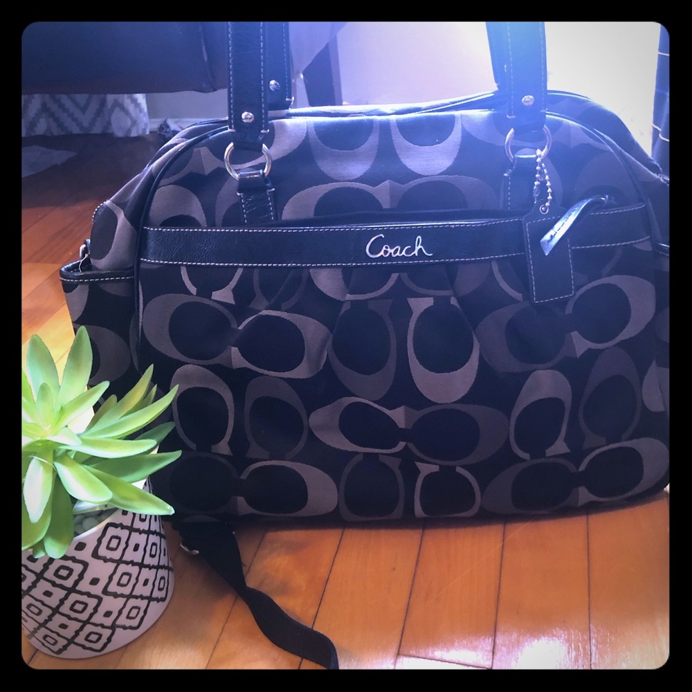Authentic Coach business tote / bag / work